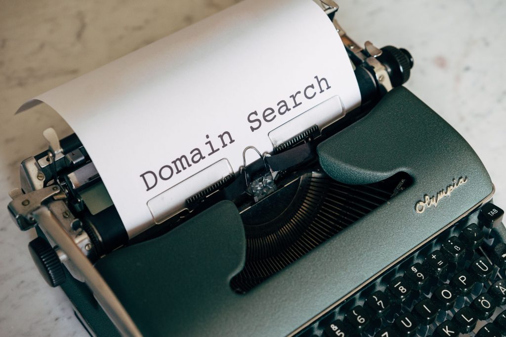 Freelancers: What are your rates to run social media?